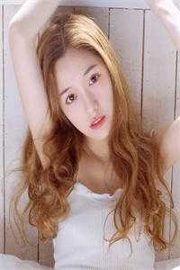 青山映白首高口碑