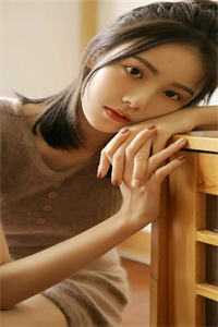 毕业旅行班花提出投喂野生棕熊，全班成了小点心无删版