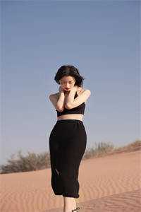 女兄弟穿婚纱恶搞婚礼现场后，我让他倾家荡产无删减+无广告