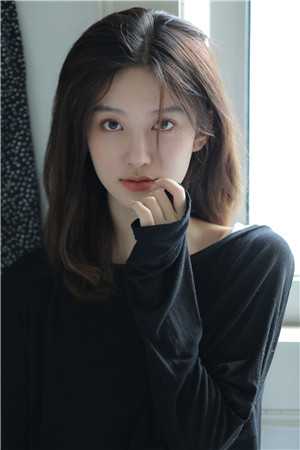 晚风轻抚你耳畔完整作品