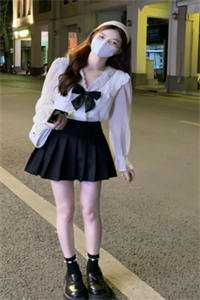 身无彩蝶系春朝全篇