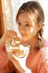 此间春深不见红颜爽文