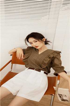 我带着一个亿回老家躺平高质量好文