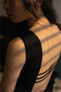 浮生未歇，半世寄清愁抖音热门