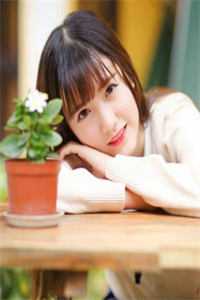 毕业旅行班花提出投喂野生棕熊，全班成了小点心小说大结局